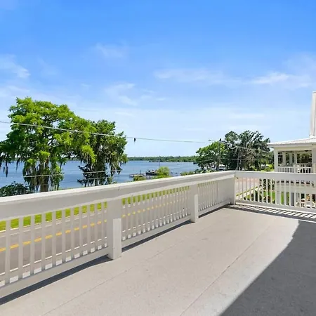 Pet Friendly Water Front Home In Palatka South Historic District With Private Dock That Sleeps 8